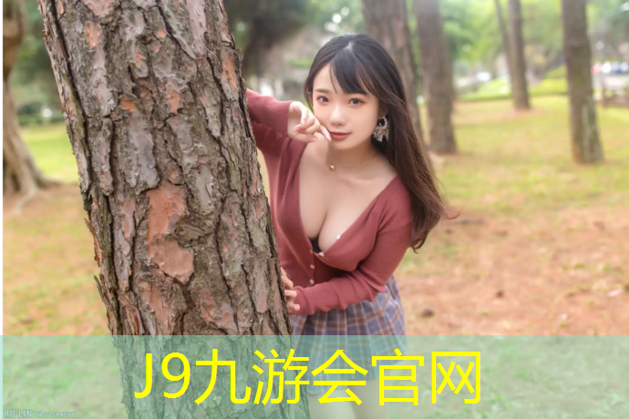 J9九游会官网登录入口：阜阳通用塑胶跑道施工现场